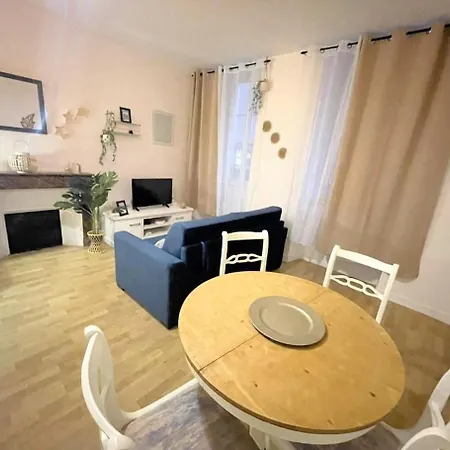 Cosy Jade T2 Bien Chauffe Quartier Chateau Apartment Pau