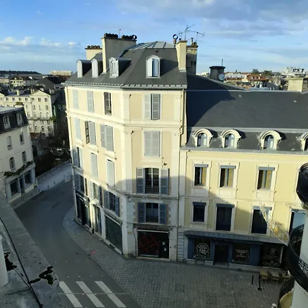 Cosy Jade - Quartier Vivant Du Chateau - Parking Souterrain Pau