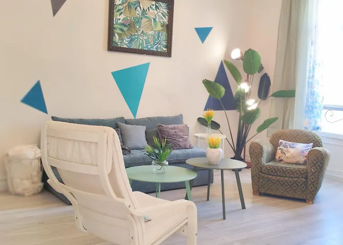 Cosy Jade T2 Bien Chauffe Quartier Chateau Apartment Pau