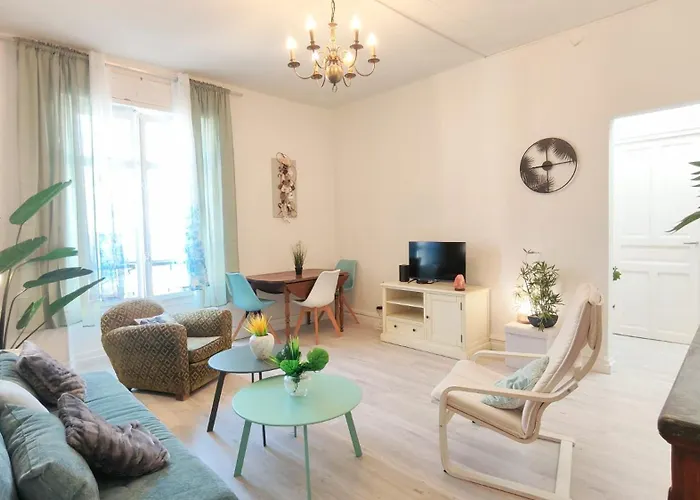 Apartment Cosy Jade T2 Bien Chauffe Quartier Chateau