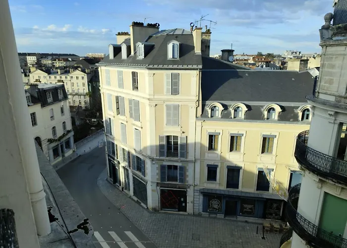 Cosy Jade T2 Bien Chauffe Quartier Chateau Pau